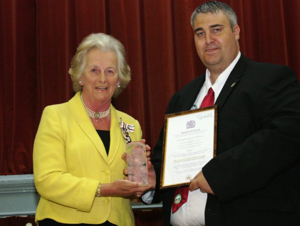 HANTSAR being presented with the Queen's Award for Voluntary Service in 2011